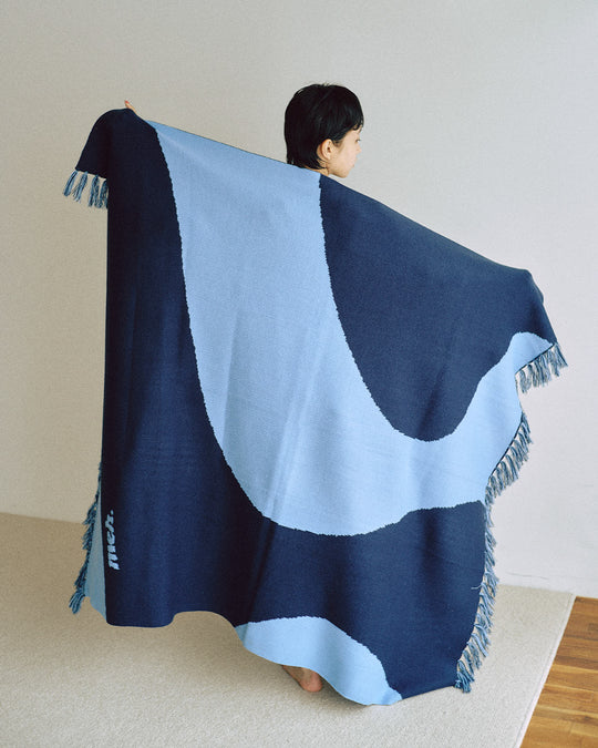 Wear Blancket - Blue bb8