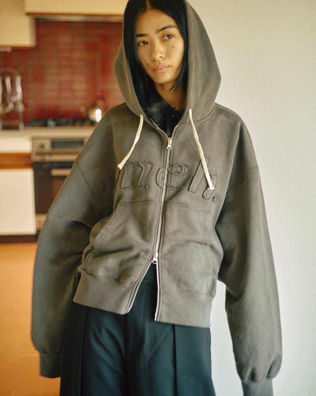 Alive Hoodie -Chacol Gray- - 12