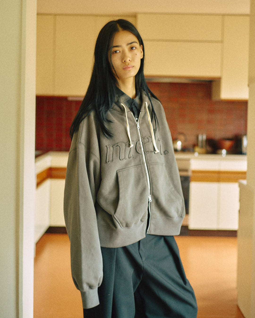 Alive Hoodie -Chacol Gray- - 17
