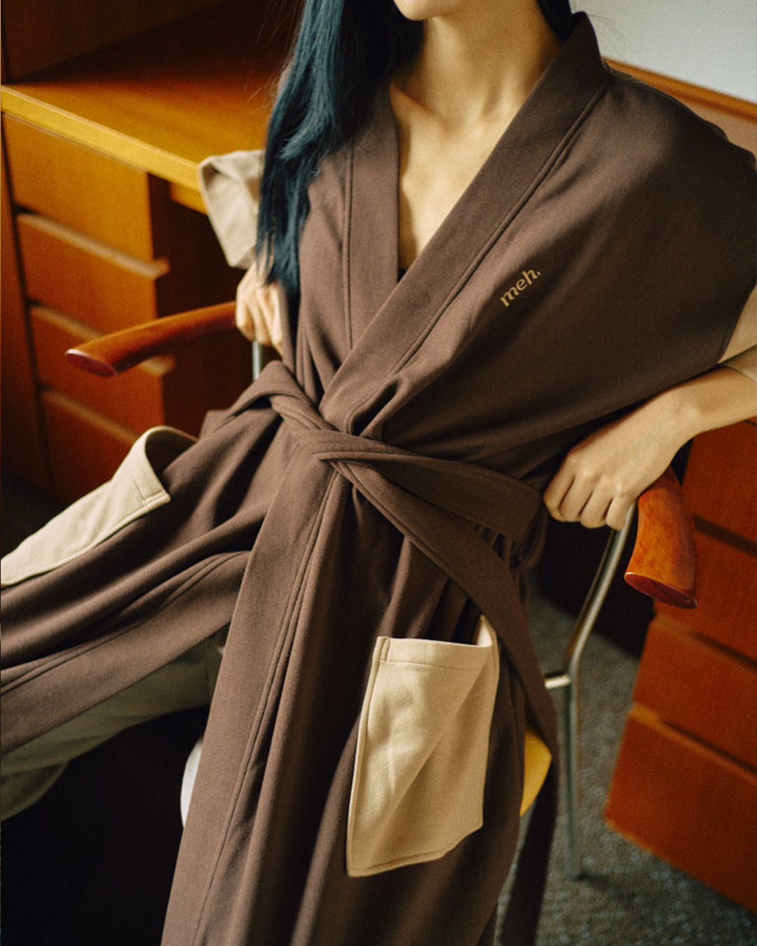 House Gawn [Winter]-Brown - 11