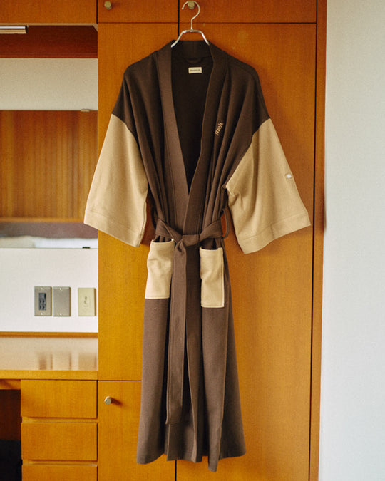 House Gawn [Winter]-Brown - 03