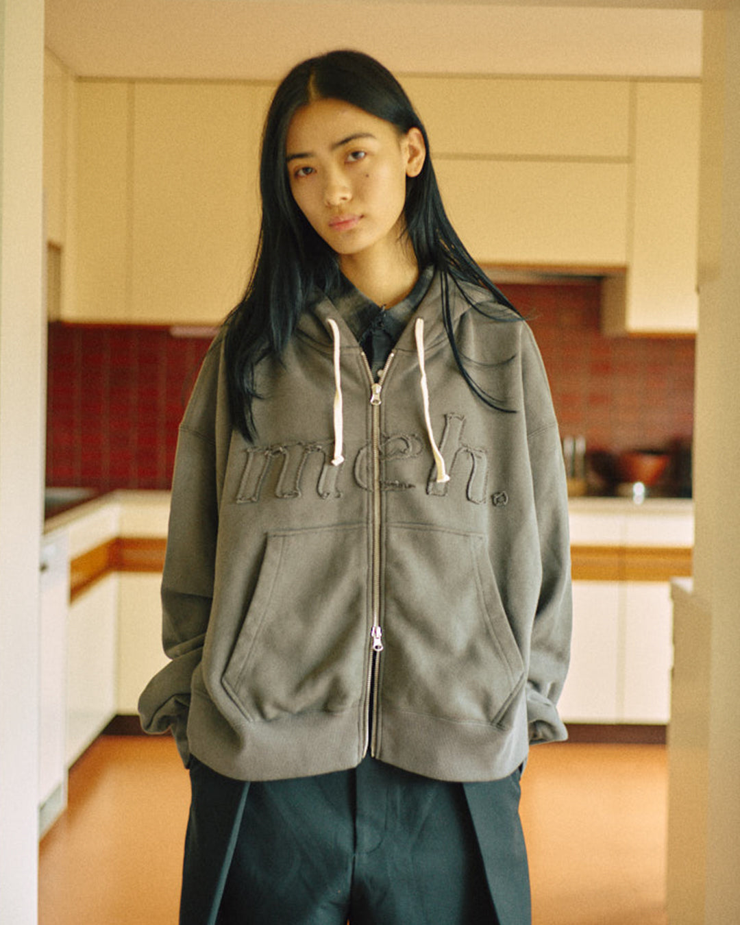 Alive Hoodie -Chacol Gray- - 21