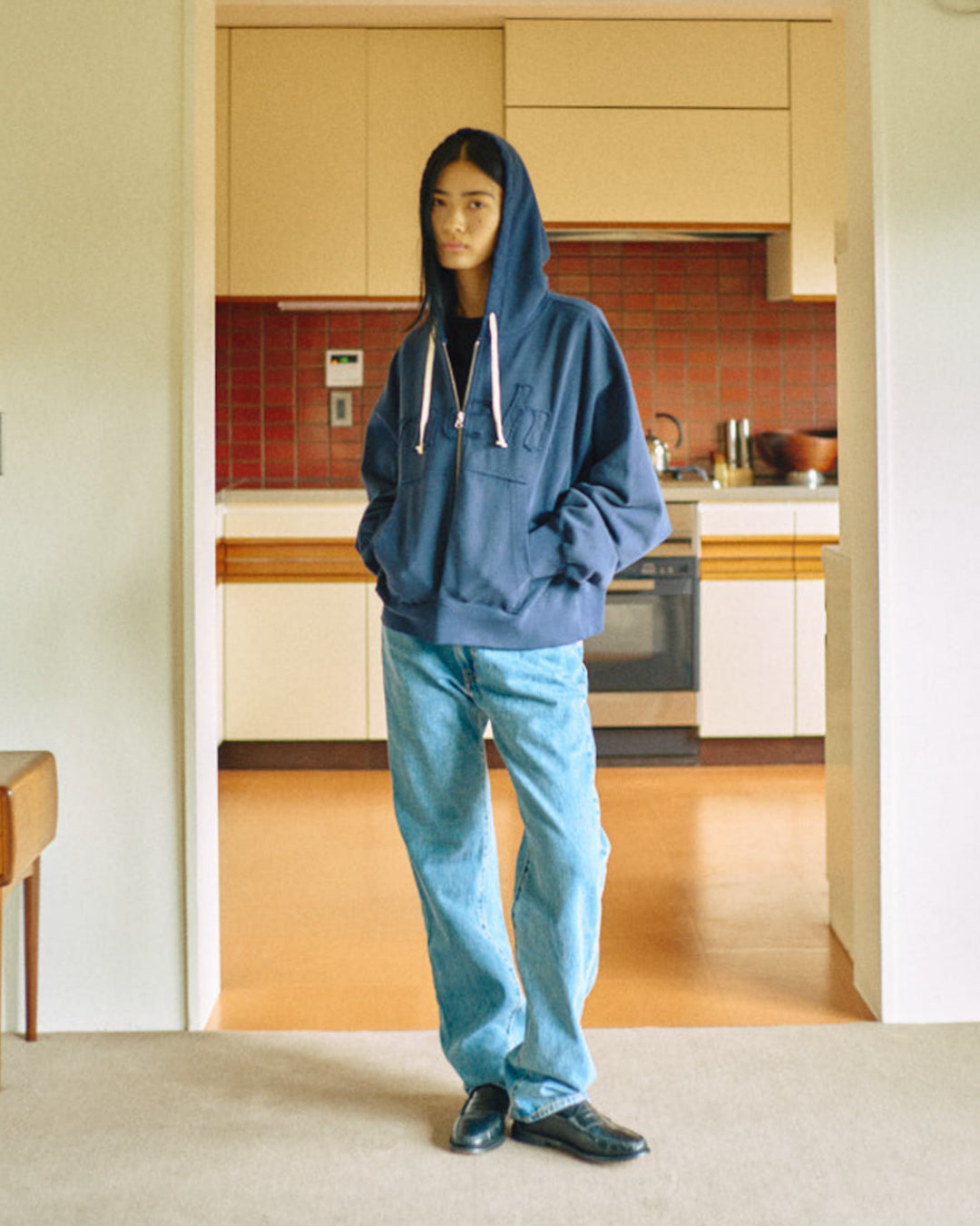 Alive Hoodie -Navy- - 19
