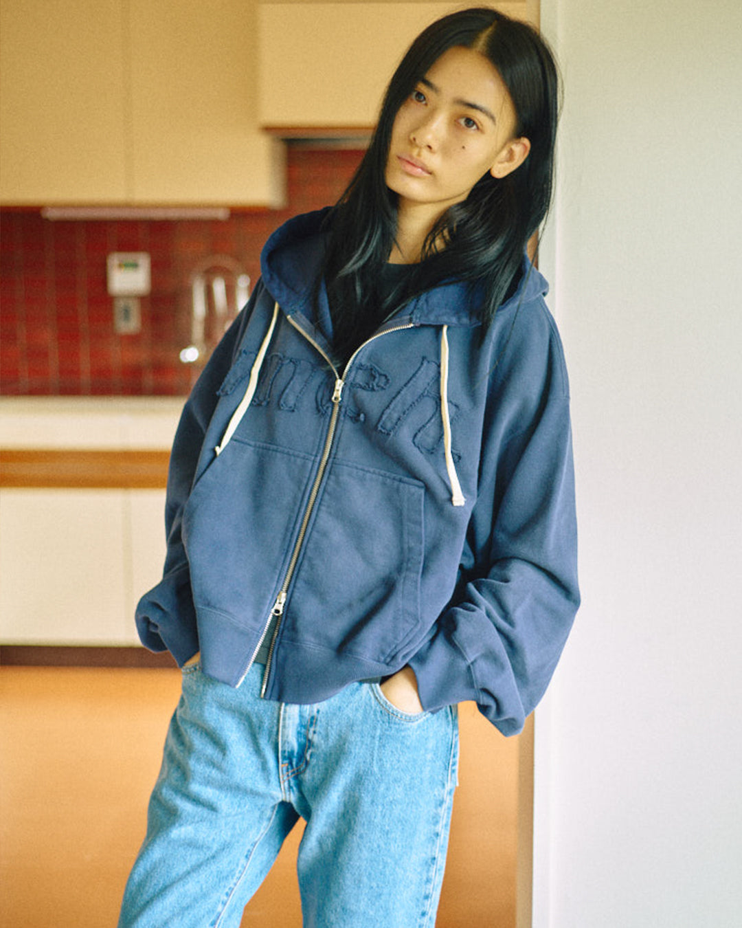 Alive Hoodie -Navy- - 13